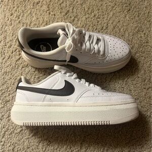 Nike Women's White and Brown sneakers